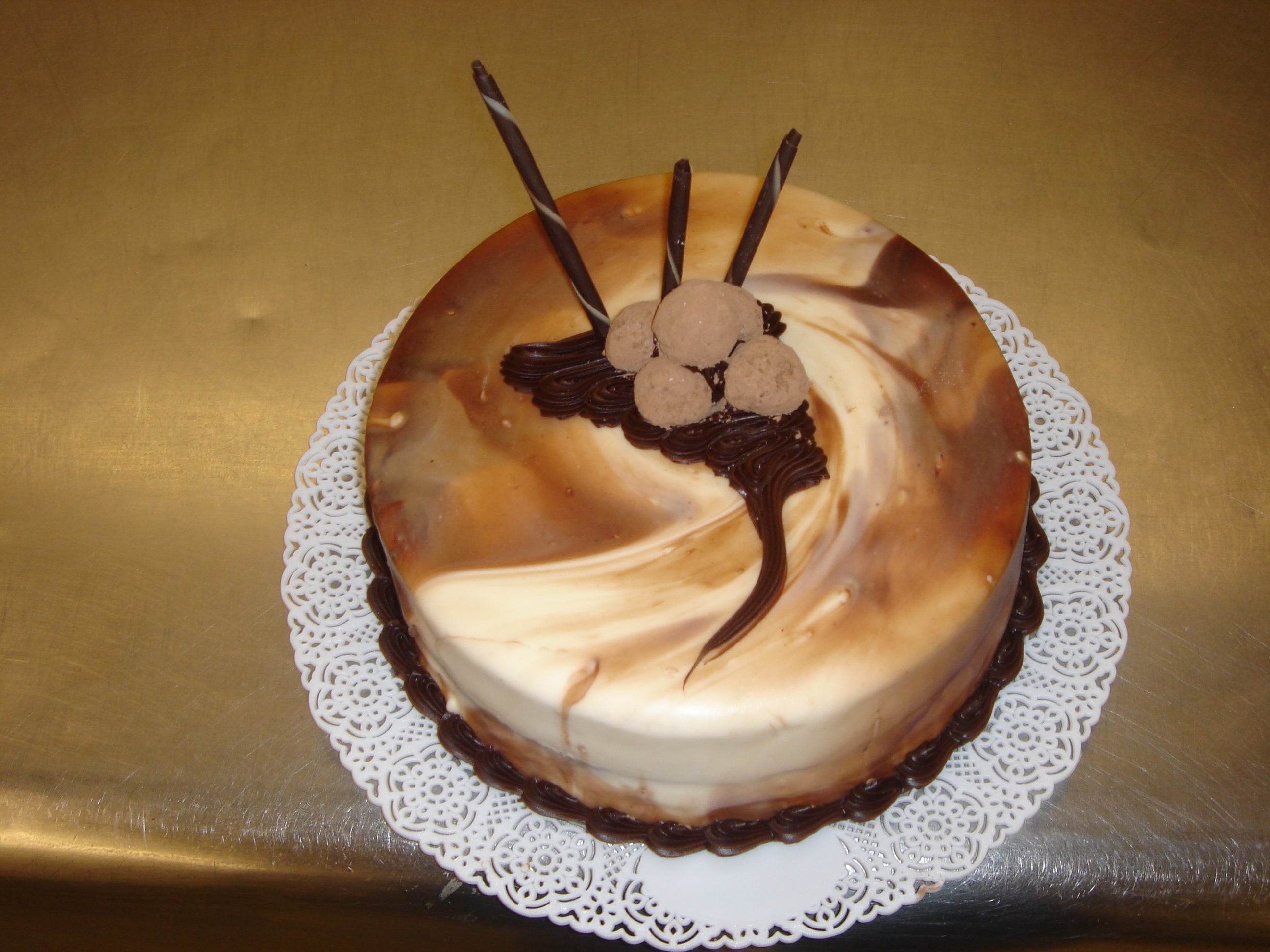 Volcano Vancho Cake – Magic Bakers, Delicious Cakes