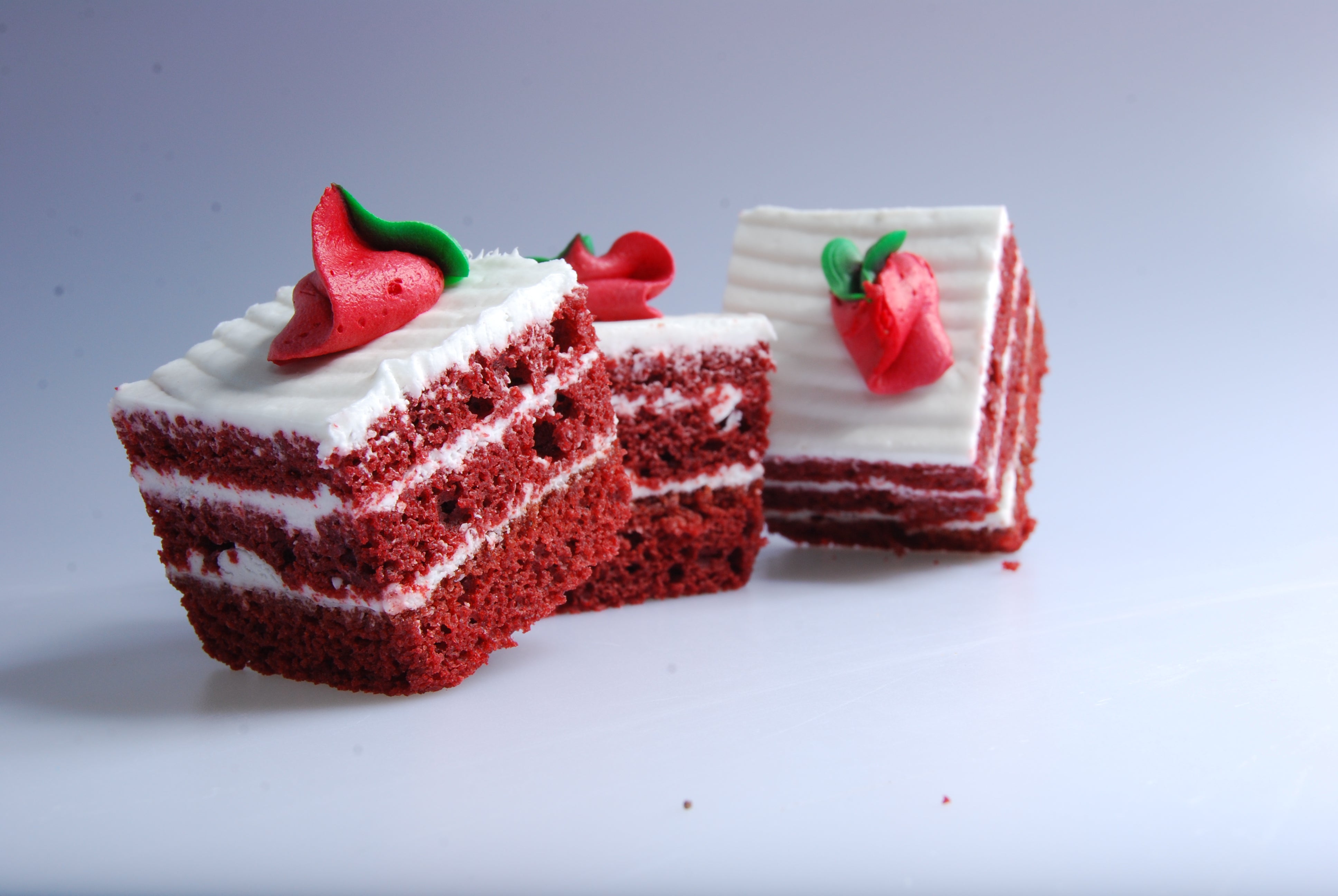 Red Velvet Cake Slice, Mini